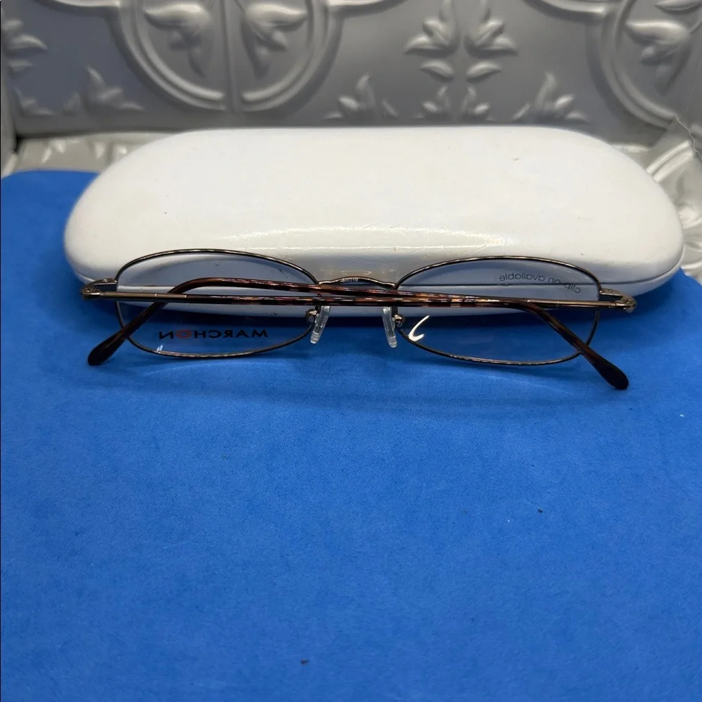 MarchOn Glasses 140‎ I 610 249 (glasses not sunglasses)